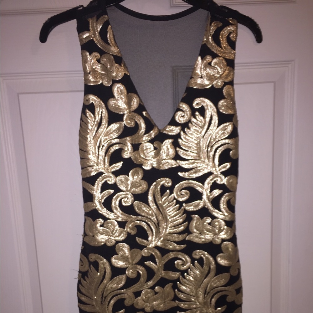 Dress - Picture 2 of 2